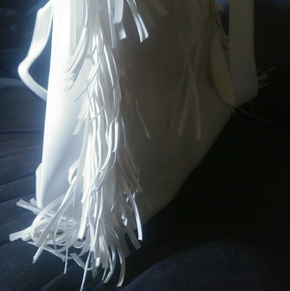 Fringe tote